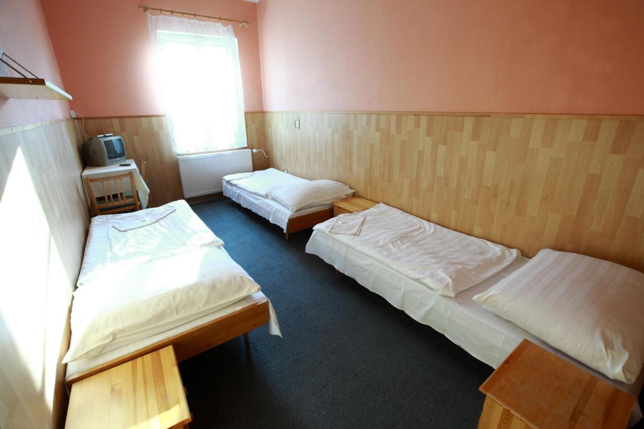 Hotel Slavie Klášterec nad Ohří Kültér fotó