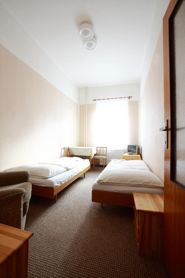 Hotel Slavie Klášterec nad Ohří Kültér fotó