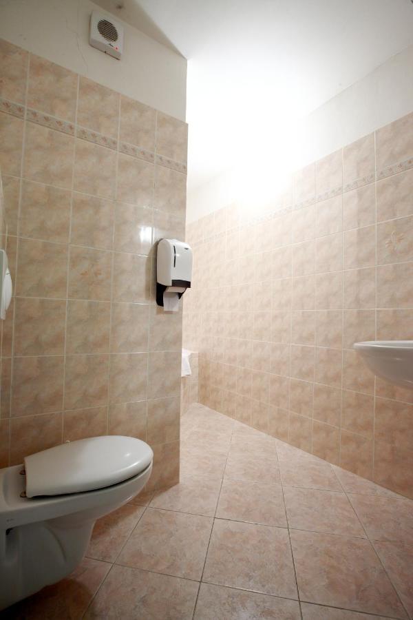 Hotel Slavie Klášterec nad Ohří Kültér fotó