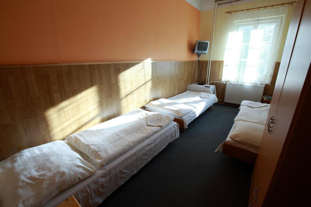 Hotel Slavie Klášterec nad Ohří Kültér fotó